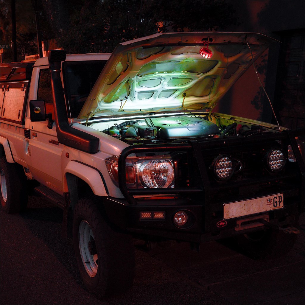 Altitude Alerta Magnetic Roadside Warning Light - Image 4
