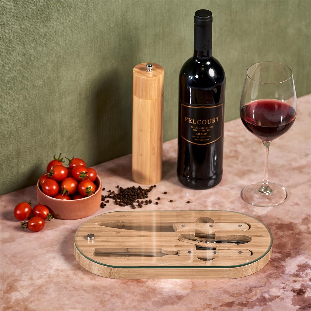 Okiyo Suraisu Bamboo Food & Wine Set - Image 5